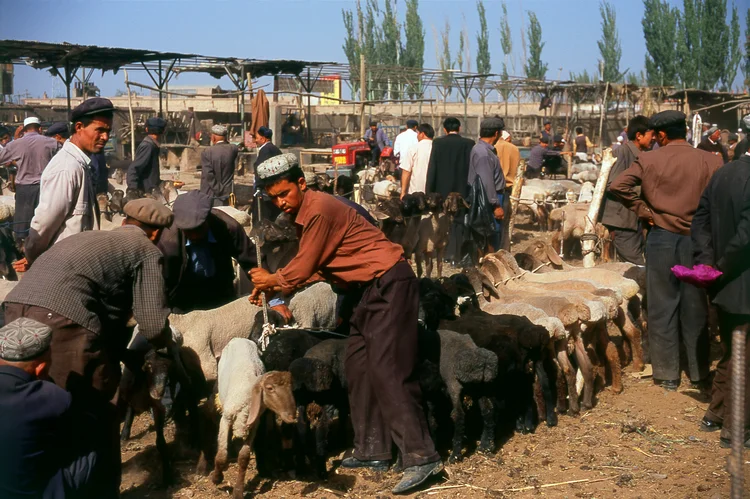 A China foi acusada de deter uigures e integrantes de outras minorias muçulmanas na região de Xinjiang (Universal Images/Getty Images)