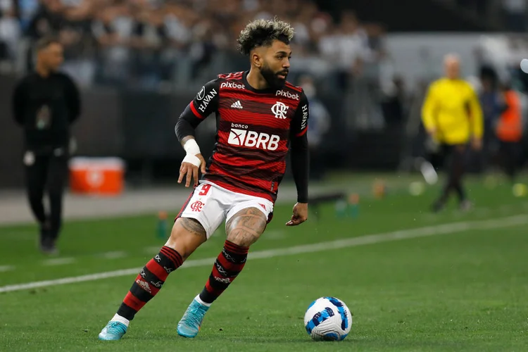 Gabriel Barbosa, cohecido como Gabigol, joga com apelido Gabi na camisa (Ricardo Moreira/Getty Images)