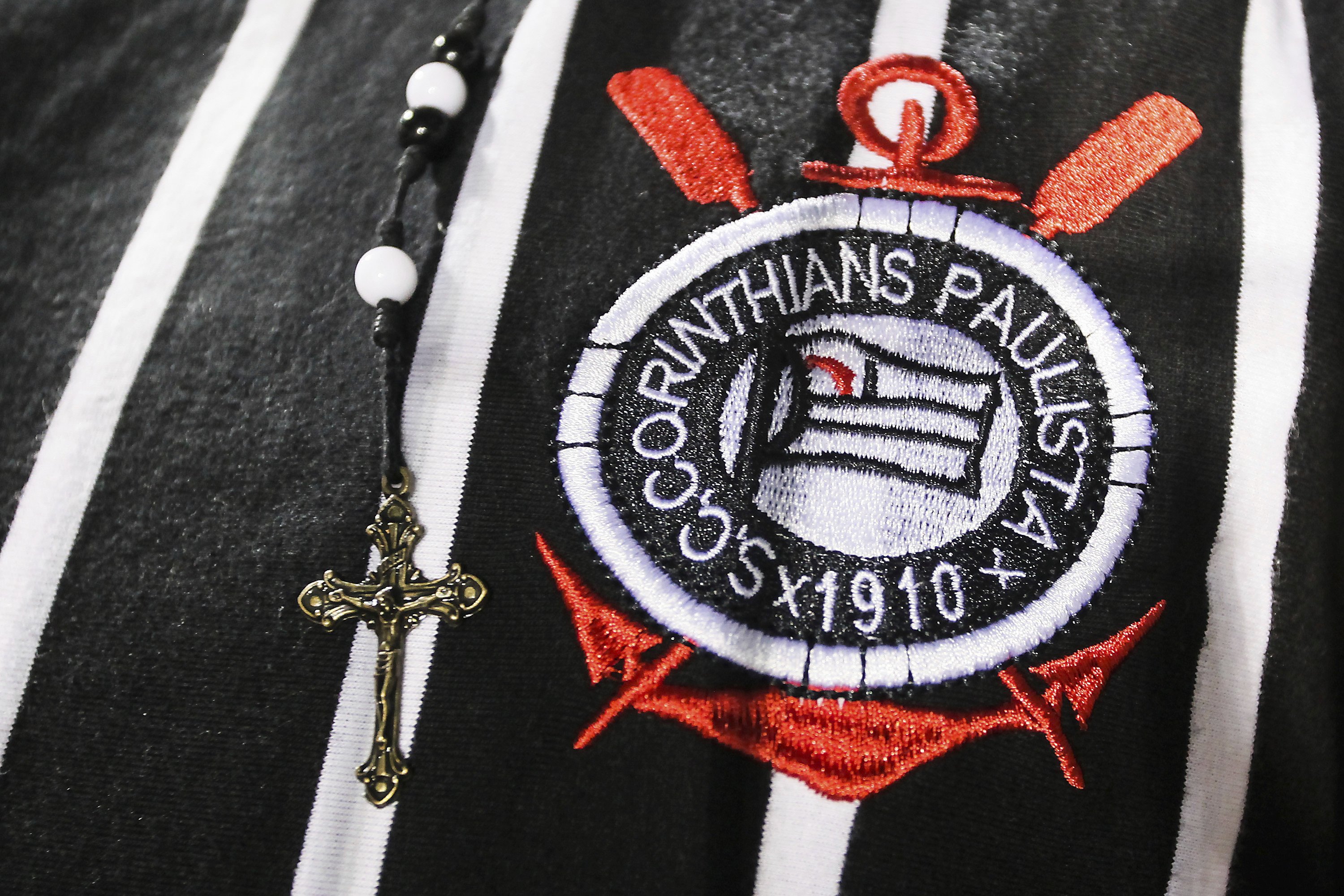 Corinthians sem hino? Editoras afirmam que direitos da música não pertencem ao time