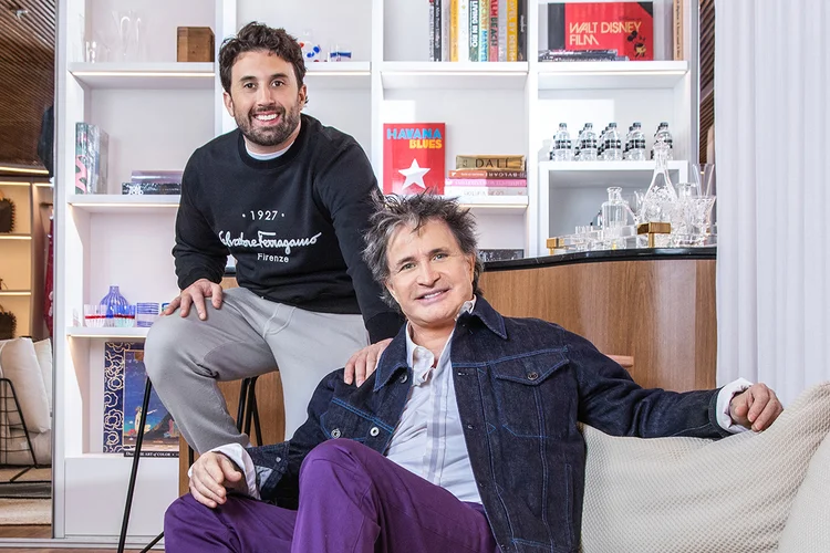 Wanderley e Pedro Nunes compartilham a paixão pela beleza: o pai nos salões; o filho, em uma startup de produtos personalizados para cabelos (Leandro Fonseca/Exame)