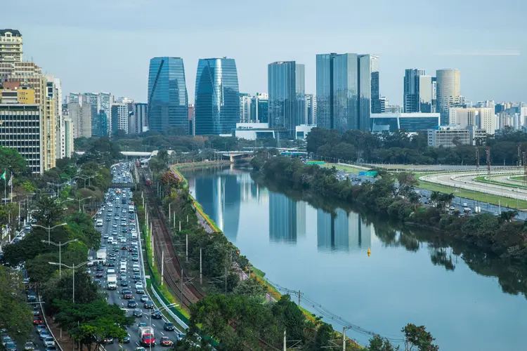 Marginal Pinheiros: A nova marginal também envolve áreas de preservação permanente (APP), que podem passar por intervenção mediante autorização da Secretaria Municipal do Verde e do Meio Ambiente (Leandro Fonseca/Exame)