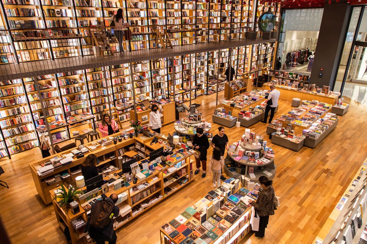 Livraria da Travessa no shopping Iguatemi em São Paulo - SP
livro; leitura; leitores; biblioteca; leitura; 

Foto: Leandro Fonseca
data: 08/08/2022