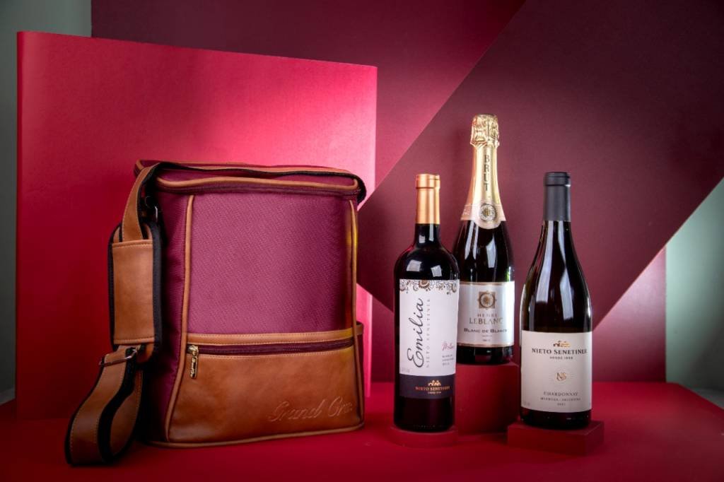 Víssimo Group Kit Corporativo Grand Cru Víssimo Group Kit Corporativo Grand Cru