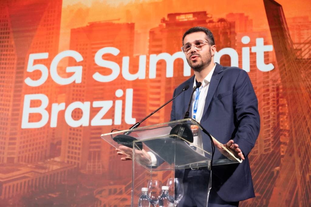 Teles defendem 5G voltado para questões do Brasil em evento da Qualcomm