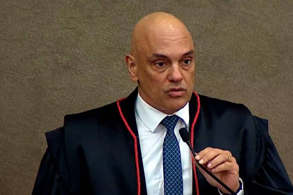 Alexandre de Moraes defende sistema eleitoral em discurso de posse