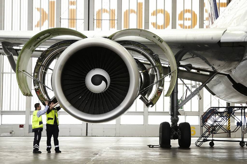 O Lufthansa Group utiliza combustível sustentável elaborado de material residual de origem biológica que reduz em até 80% as emissões de CO2 em comparação com o querosene fóssil (Lufthansa Group/Divulgação)