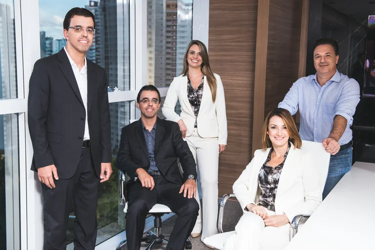 Orthodontic: Edilson Pelarigo, Edimilson Pelarigo, Ana Lúcia Massi, Fernando Massi e Claudia Consalter (OrthoDontic/Divulgação)