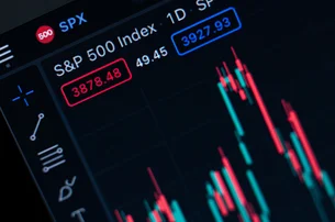 BofA alerta para sinal de venda no S&P 500 perto de máxima histórica
