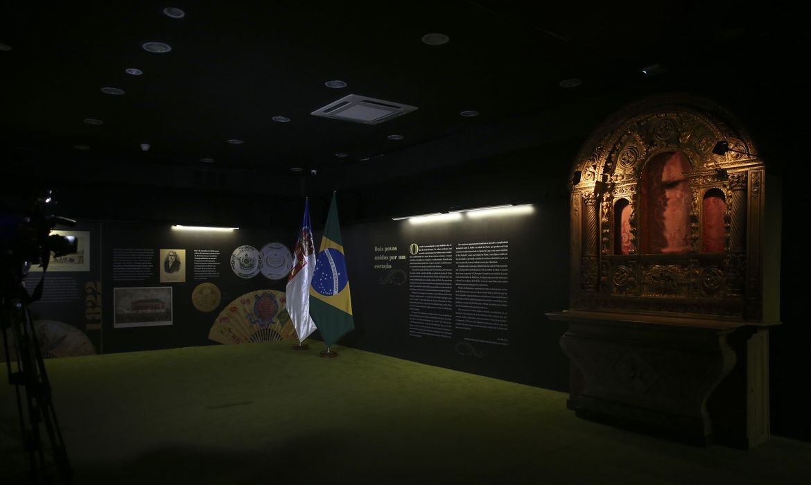Brasil recebe coração de D. Pedro I para as comemorações da independência