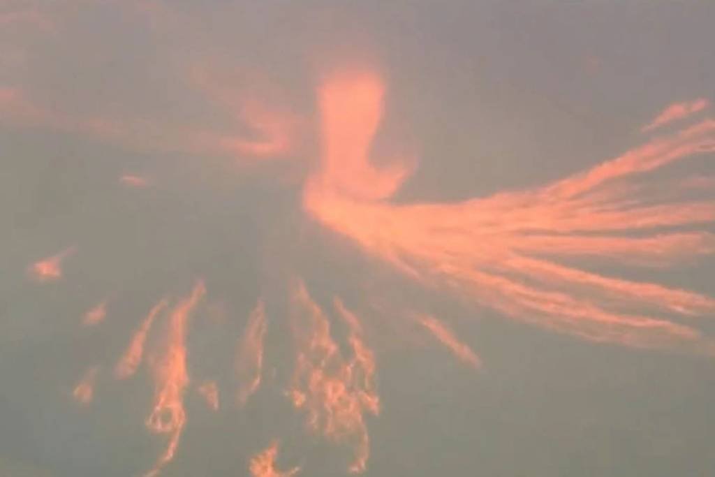 Tornado de fogo misterioso em Los Angeles intrigam jornalistas; veja o vídeo