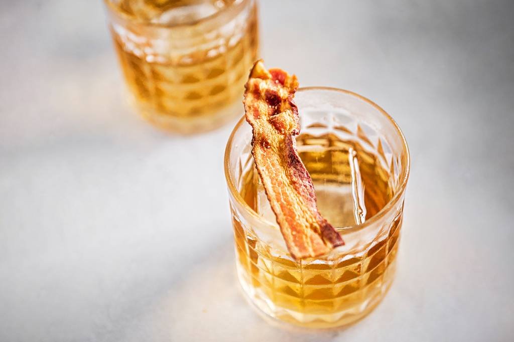 Drinque com bacon do Nosso: gastrobar