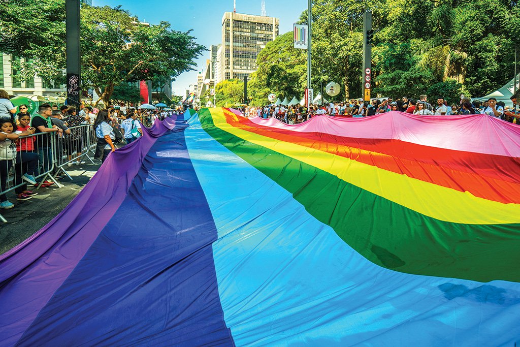 Orgulho LGBT: qual a diferença entre orientação sexual e identidade de gênero?