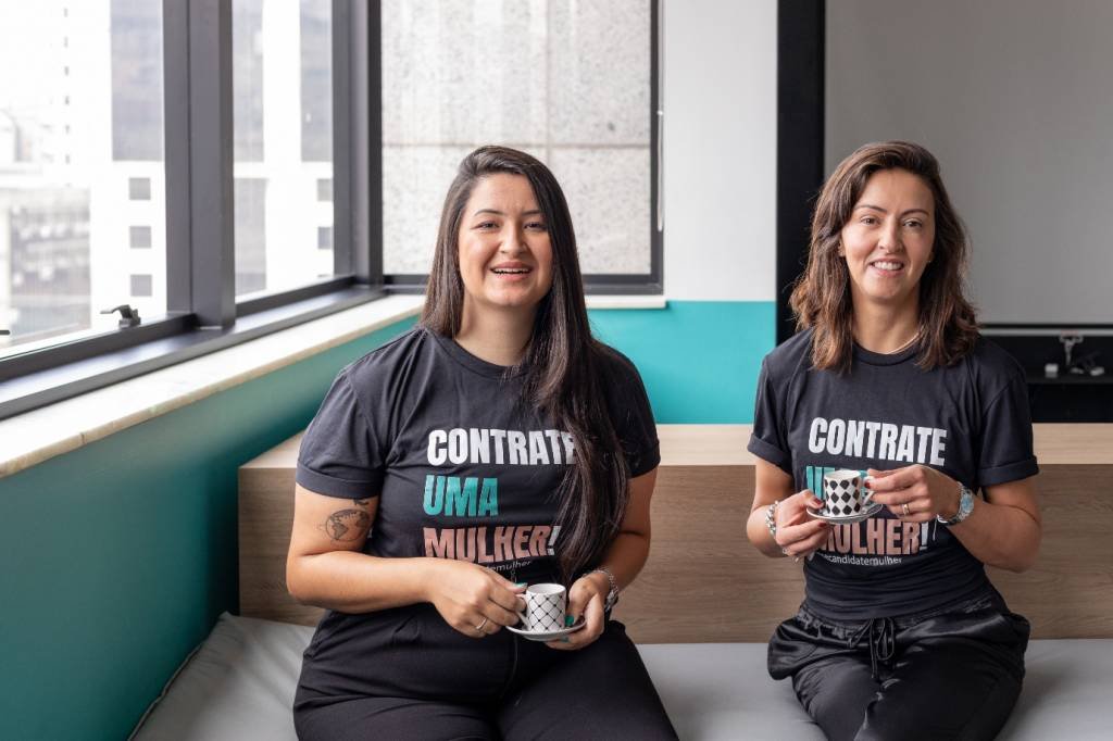 Jhenyffer Coutinho e Fernanda Miranda, sócias da Se Candidate, Mulher!: startup quer ampliar empregabilidade feminina no Brasil (Lorrayne Chaves Fotografia/Divulgação)