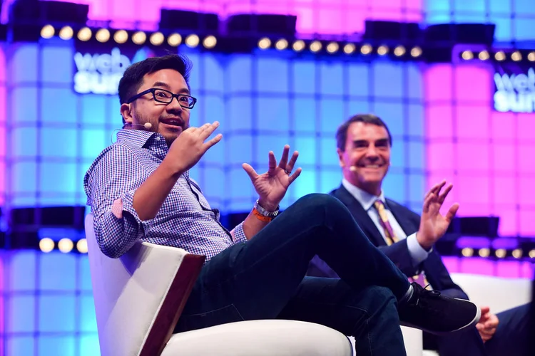 Garry Tan: CEO explicou que ao usar IA para escrever códigos startups podem contratar equipes menores de engenheiros (Seb Daly/Web Summit/Getty Images)