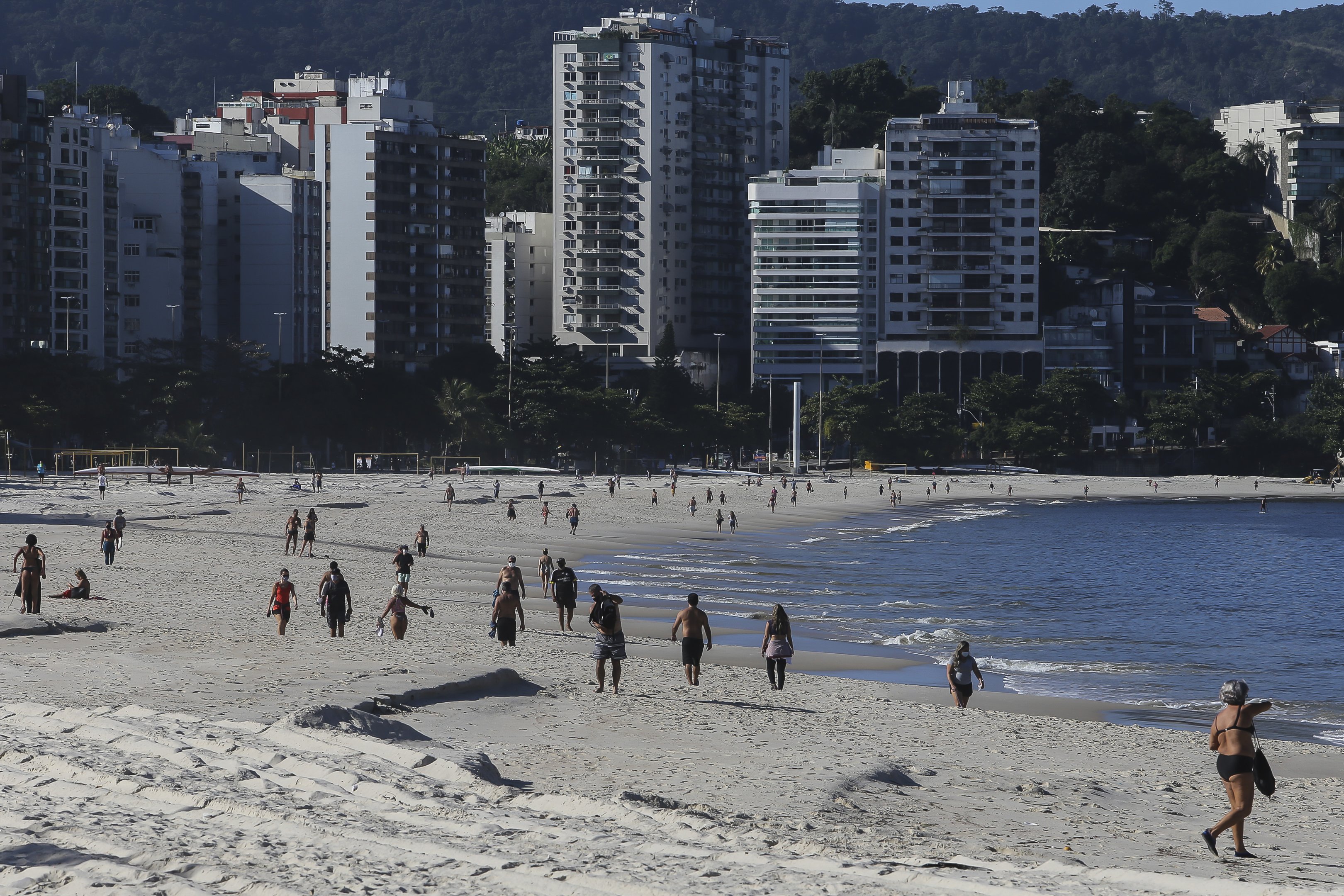 Niterói: MP do Rio abre procedimento contra Enel por falta de luz