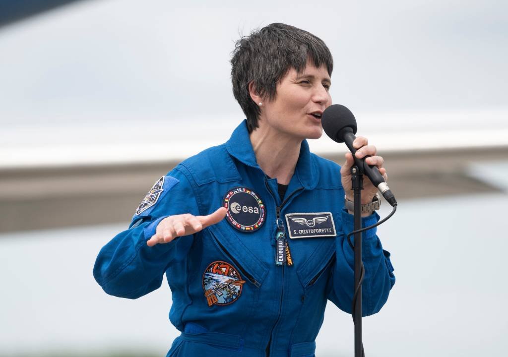 A astronauta é a quinta mulher e a primeira não americana a assumir o comando da espaçonave desde que um comandante foi nomeado oficialmente em 2000 (Joel Kowsky/Getty Images)