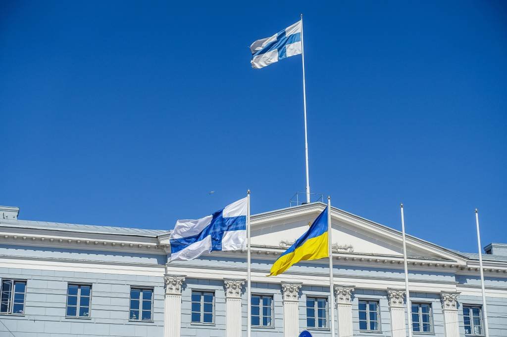 Finlândia irá proibir entrada de russos com visto europeu a partir desta sexta-feira