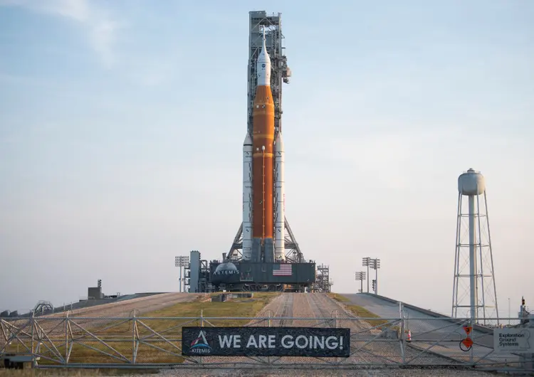 CAPE CANAVERAL, FL - AUGUST 17: In this handout image provided by NASA, NASA's Space Launch System (SLS) rocket with the Orion spacecraft aboard is seen atop the mobile launcher at Launch Pad 39B at the Kennedy Space Center on August 17, 2022 in Cape Canaveral, Florida. NASA's Artemis I mission is the first integrated test of the agency's deep space exploration systems, which includes the Orion spacecraft, SLS rocket, and supporting ground systems. Launch of the uncrewed flight test is targeted for no earlier than August 29. (Photo by Joel Kowsky/NASA via Getty Images) (Joel Kowsky/NASA/Getty Images)