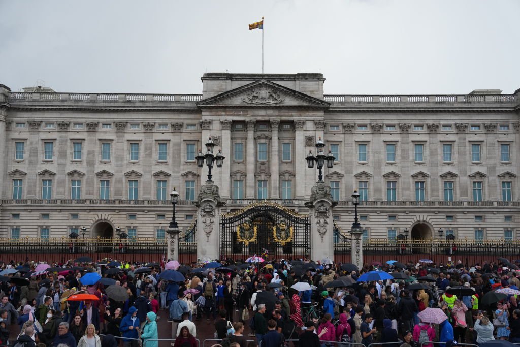 Charles Returns To London A King