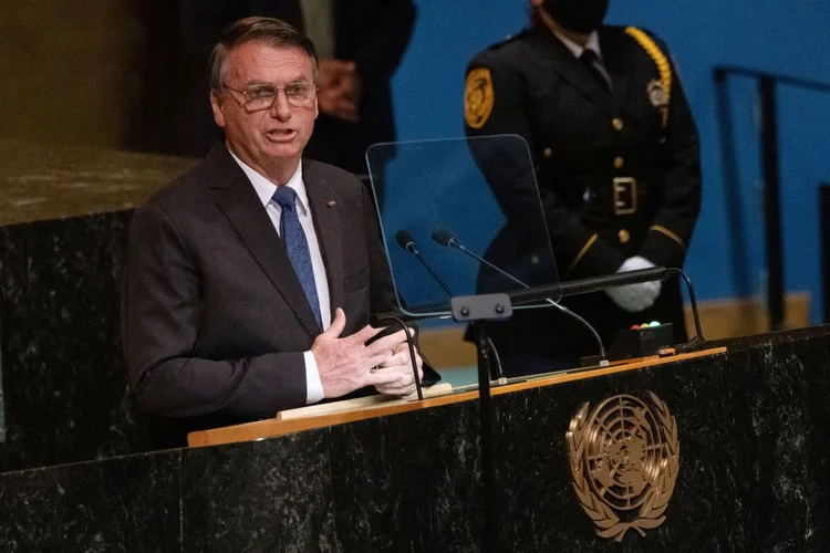 Bolsonaro em discurso na ONU nesta terça-feira: presidente criticou a "esquerda" na gestão da Petrobras (YUKI IWAMURA/AFP/Getty Images)