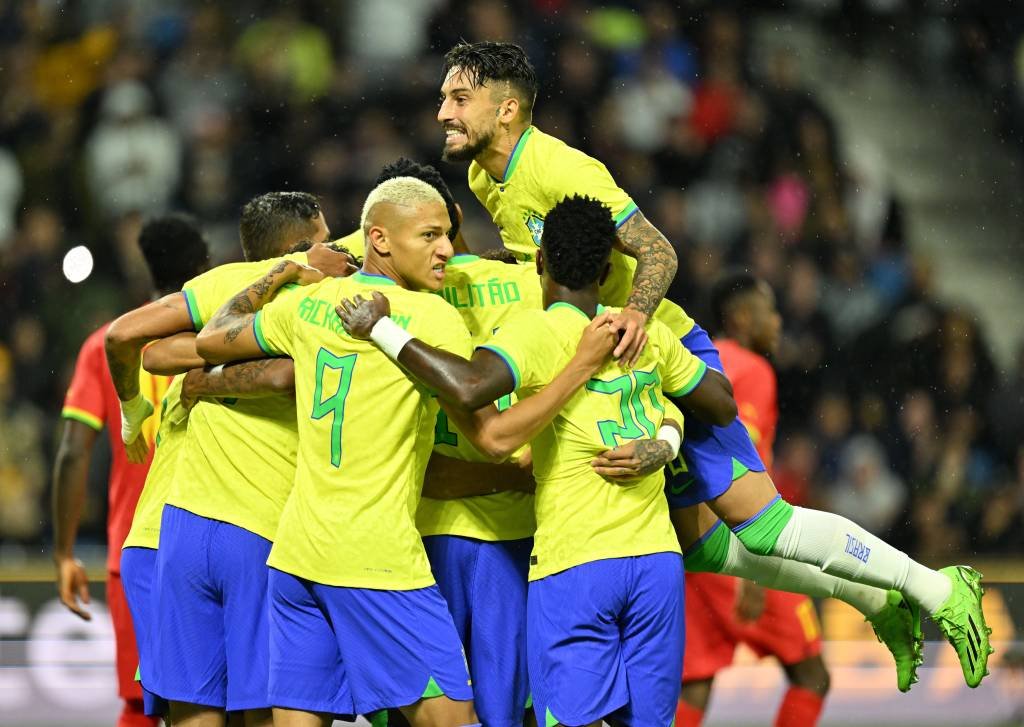Seleção brasileira, Liga das Nações, Brasileirão Série A e amistosos de seleções são os destaques desta terça-feira de futebol. (Anadolu Agency/Getty Images)