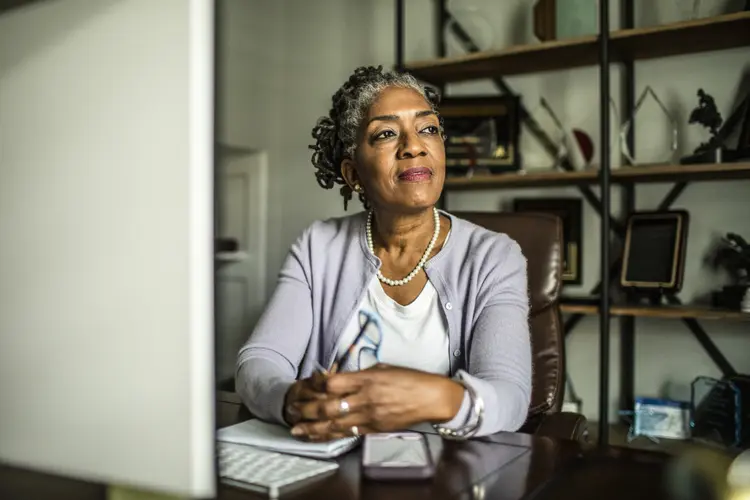 Evento busca inclusão líderes de grandes empresas na luta pela equidade racial no mercado de trabalho (Getty Images/Getty Images)