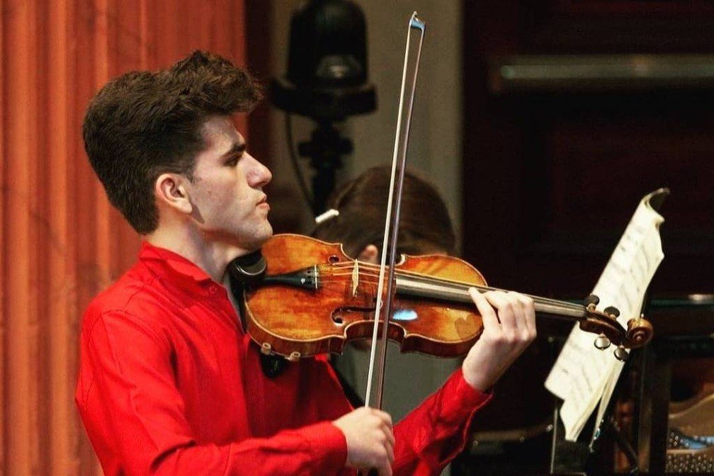 Conheça o brasileiro de 17 anos que é um dos melhores violinistas do mundo