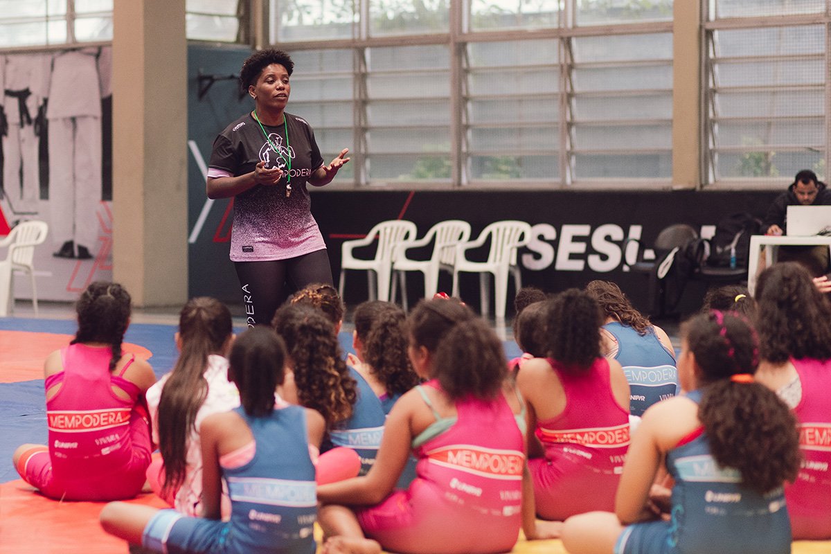 Unipar investe em esportes e empoderamento de garotas