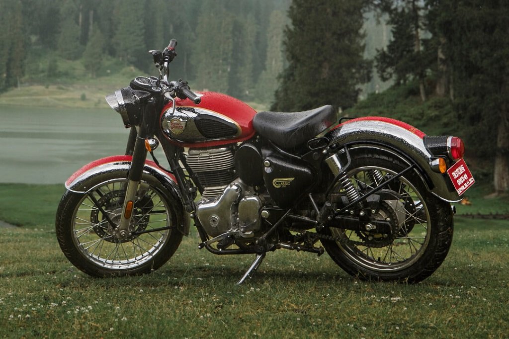 Royal Enfield Classic 350 Traseira Royal Enfield Classic 350 Traseira