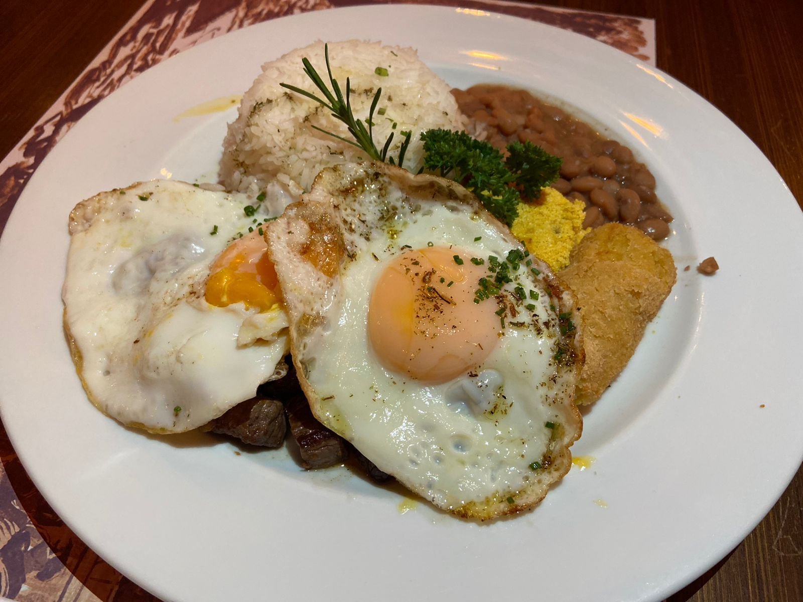 O dia em que Luva de Pedreiro virou prato de restaurante chique