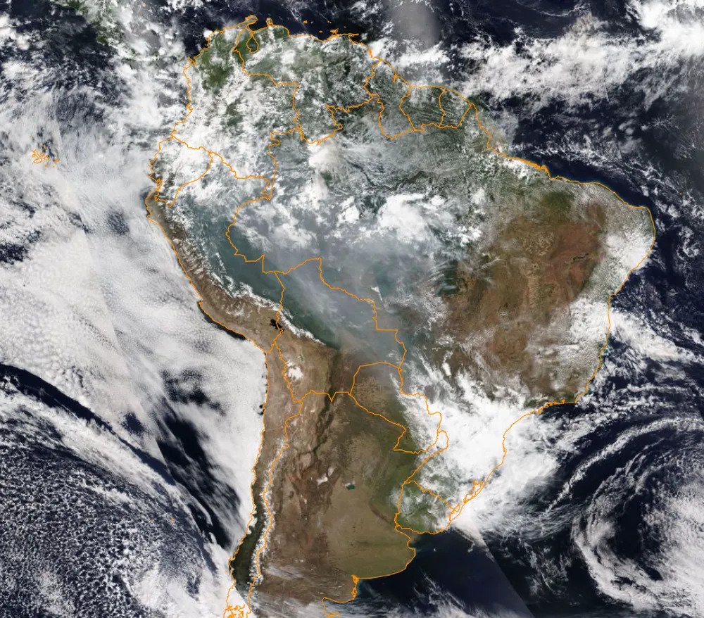 Nuvem de fumaça de queimadas da Amazônia chega a São Paulo
