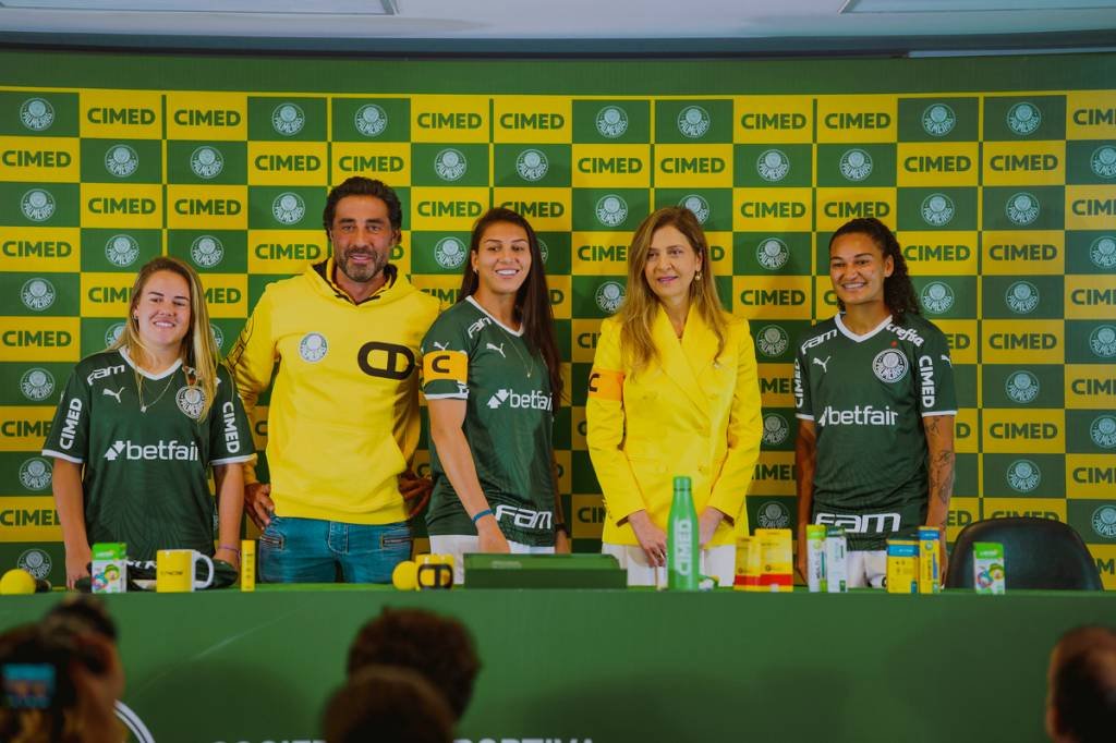 Leila Pereira, do Palmeiras: estou animada com o interesse das empresas pelo futebol feminino