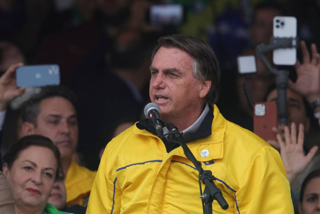 Bolsonaro: Em diversas ocasiões, Bolsonaro já defendeu a titulação de terras, que é uma das etapas da reforma agrária (SILVIO AVILA/AFP/Getty Images)