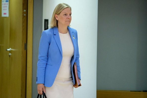 Primeira-ministra da Suécia renuncia após admitir derrota em legislativas