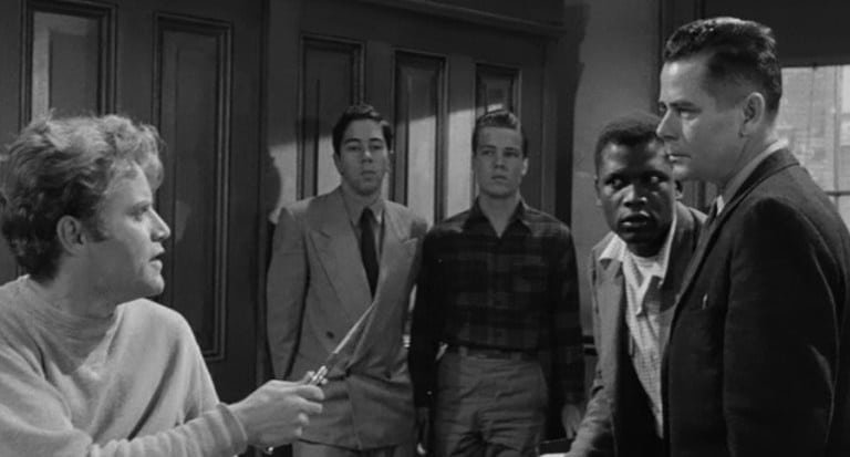 Cena do filme de 1955, “Sementes da Violência”, com Glen Ford (Reprodução/Reprodução)