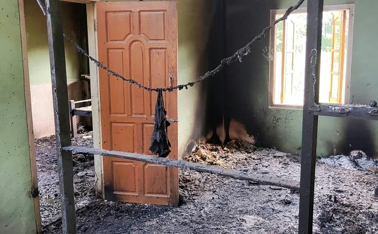 Ao menos 11 crianças morreram em um ataque aéreo que destruiu uma escola em um vilarejo do norte de Mianmar (AFP/AFP Photo)