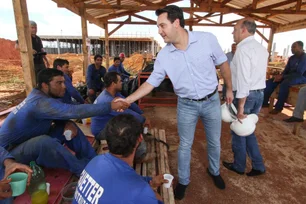 Imagem referente à matéria: Avaliação positiva de Ratinho Jr. cresce e chega a 69,7% de ótimo ou bom