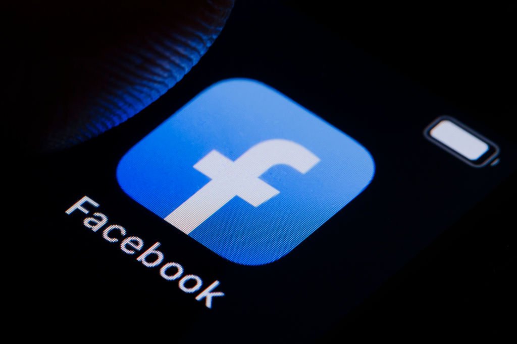 Meta, dona do Facebook, dispara mais de 14% após balanço do 1º tri surpreender