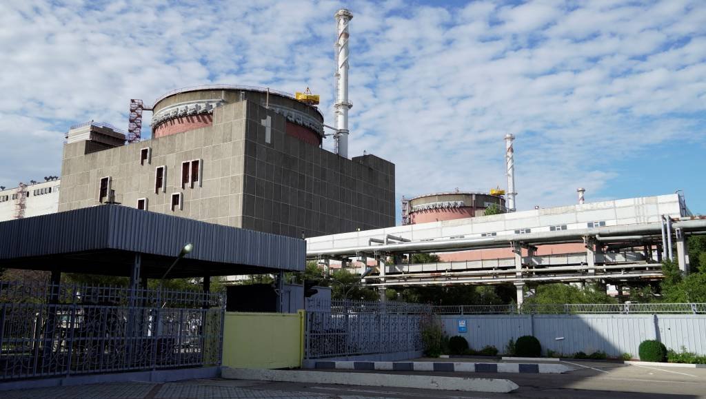 Usina nuclear de Zaporizhzhia: usina fica totalmente sem energia após bombardeios russos (STRINGER / Colaborador/Getty Images)