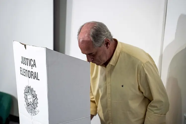 Presidential candidate Ciro Gomes of the Democratic Labour Party casts his vote during the legislative and presidential election, in Fortaleza, Brazil, on October 2, 2022. - Voting began early Sunday in South America's biggest economy, plagued by gaping inequalities and violence, where voters ar expected to choose between far-right incumbent Jair Bolsonaro and leftist front-runner Luiz Inacio Lula da Silva, any of which must garner 50 percent of valid votes, plus one, to win in the first round. (Photo by stephan eilert / AFP) (Photo by STEPHAN EILERT/AFP via Getty Images) (STEPHAN EILERT/AFP via/Getty Images)