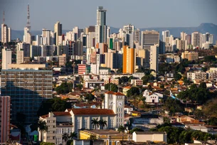 Brunini e Botelho empatam com 31% das intenções de voto em Cuiabá, aponta pesquisa Futura