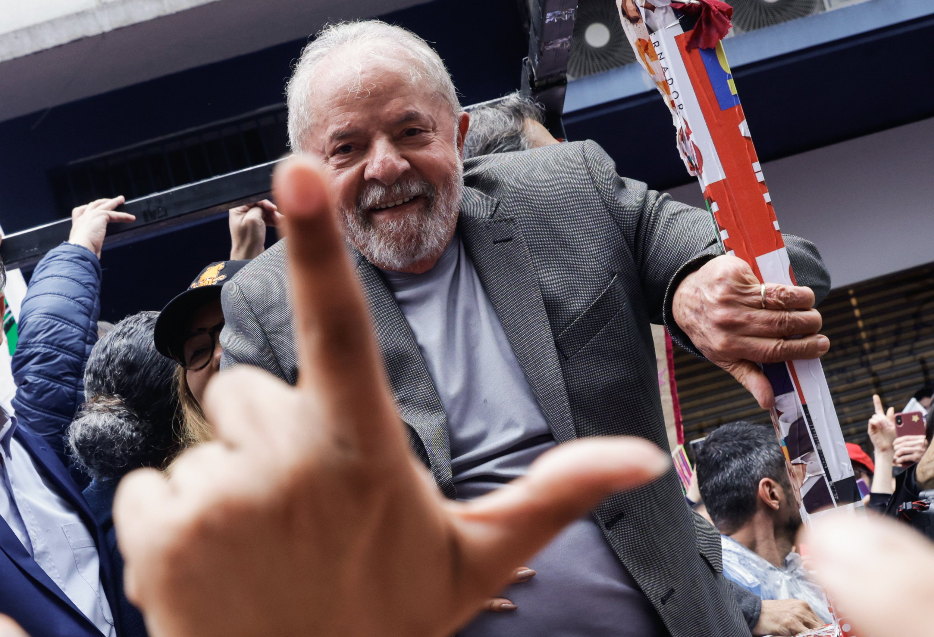 Lula busca PSD, União Brasil e MDB para ampliar futura base no Congresso