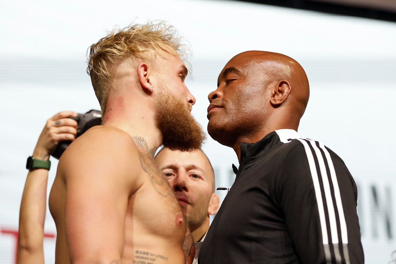 Onde assistir ao vivo e qual horário da luta entre Anderson Silva e Jake Paul