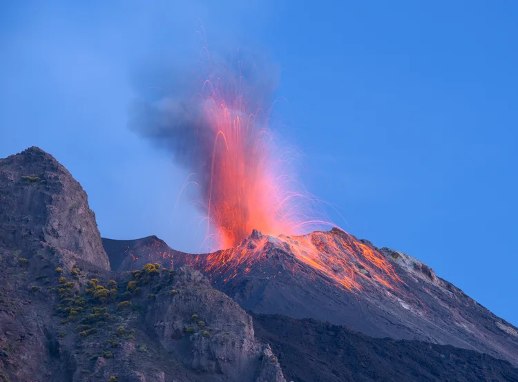 Vulcão Stromboli, na Itália (Getty Images/Exame)