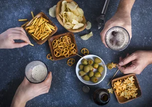 Veja como esses snacks caseiros fritos em sebo podem virar negócio de US$ 250 milhões