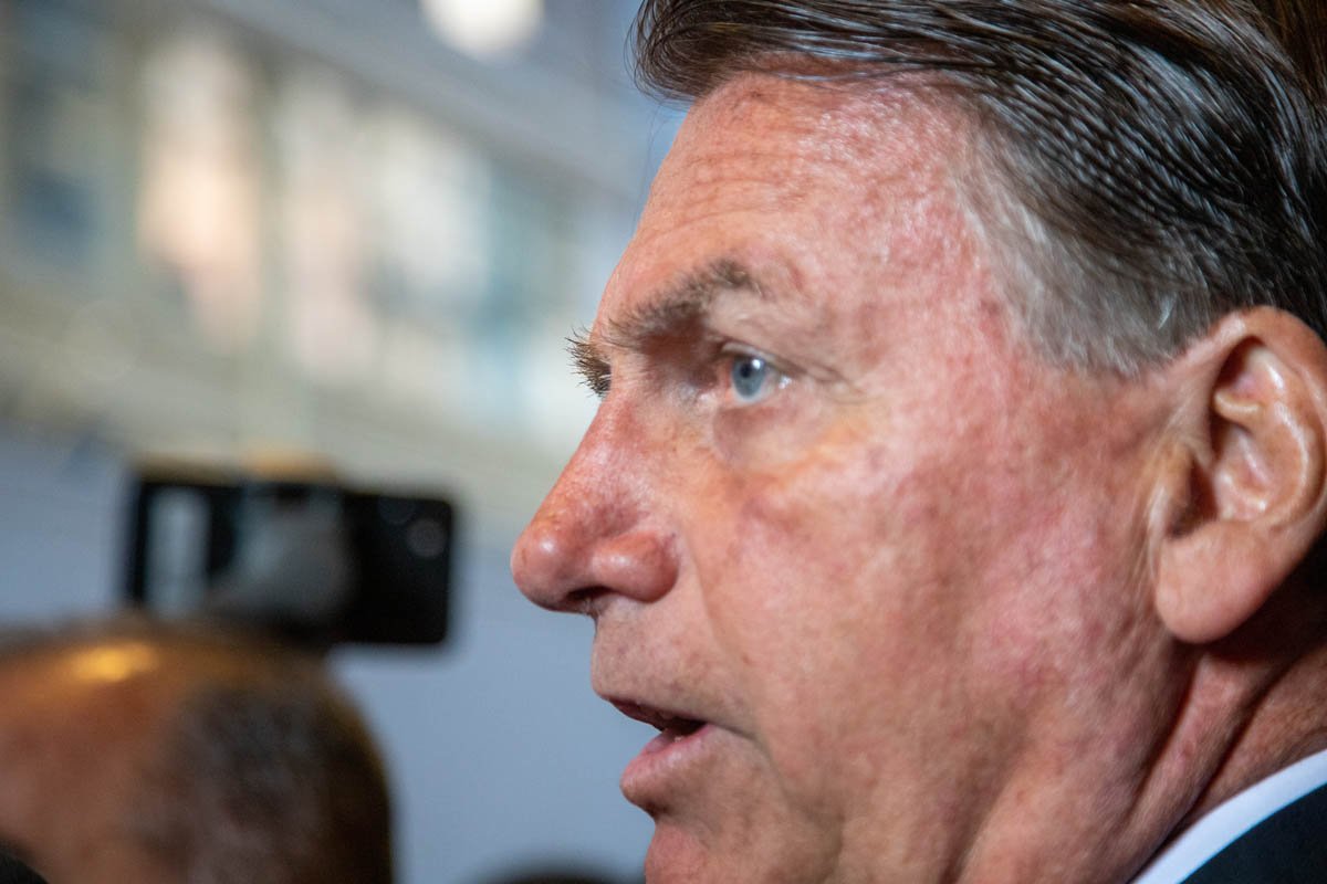 Bolsonaro diz que fará, com governo de Minas Gerais, metrô de BH