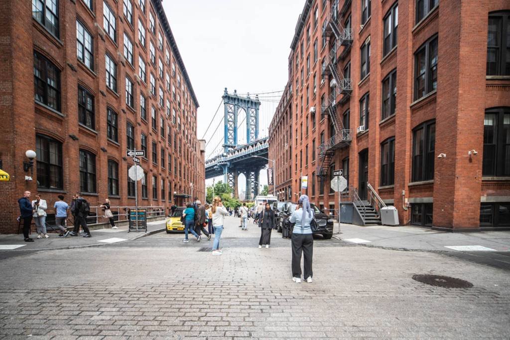 Nova York está afundando sob o próprio peso, diz estudo