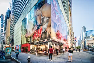 Com escala 5x2, H&M promete gerar 450 empregos no Brasil, diz presidente
