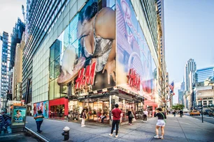 Imagem referente à matéria: Com escala 5x2, H&M promete gerar 450 empregos no Brasil, diz presidente