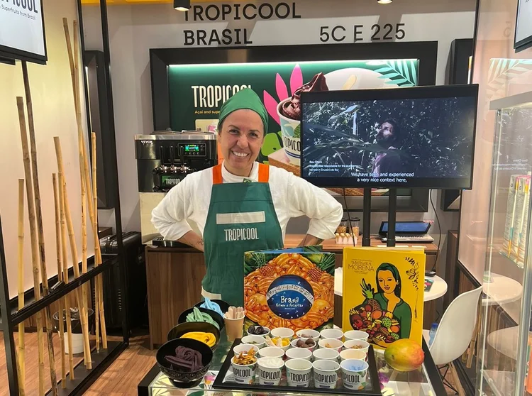 Marca leva chef Morena Leite para preparar receitas em feira na França (Bússola/Divulgação)